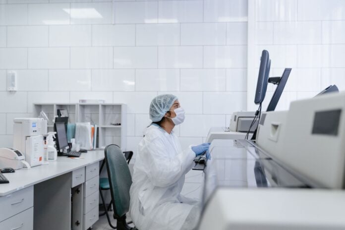 When Fragmented Workflows Paralyze Precision Medicine