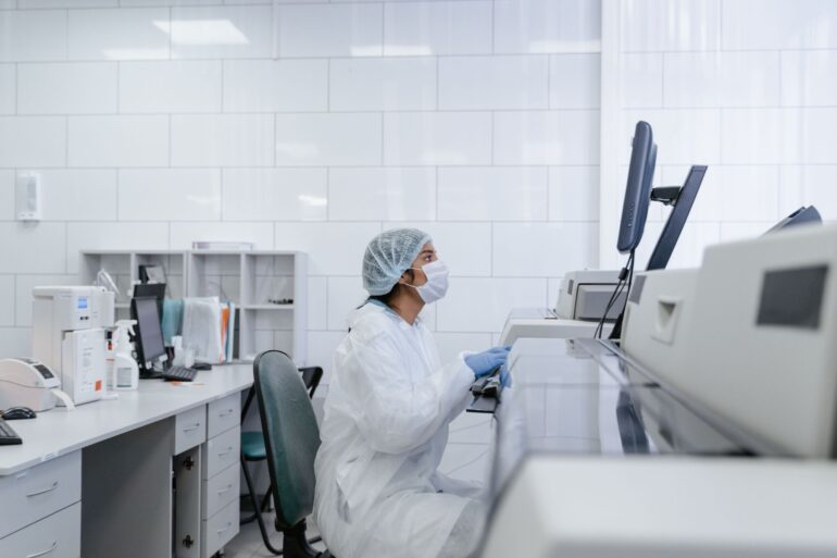 When Fragmented Workflows Paralyze Precision Medicine